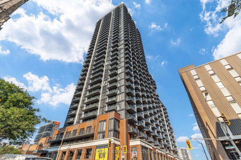 home for lease on 1123-75 James Street S