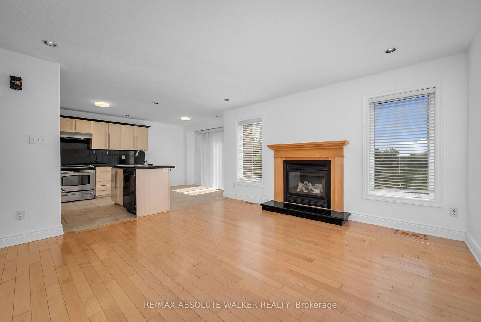 2269 Sandman Crescent • Ottawa, ON photo 15