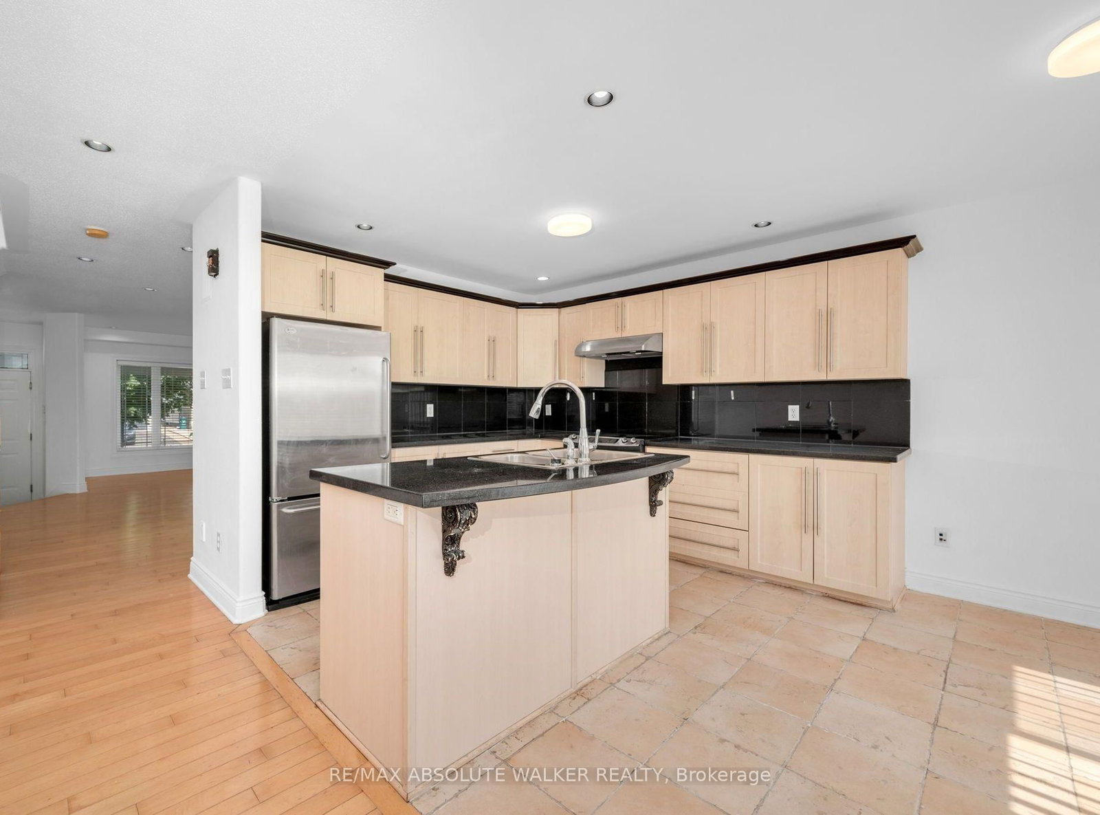 2269 Sandman Crescent • Ottawa, ON photo 17