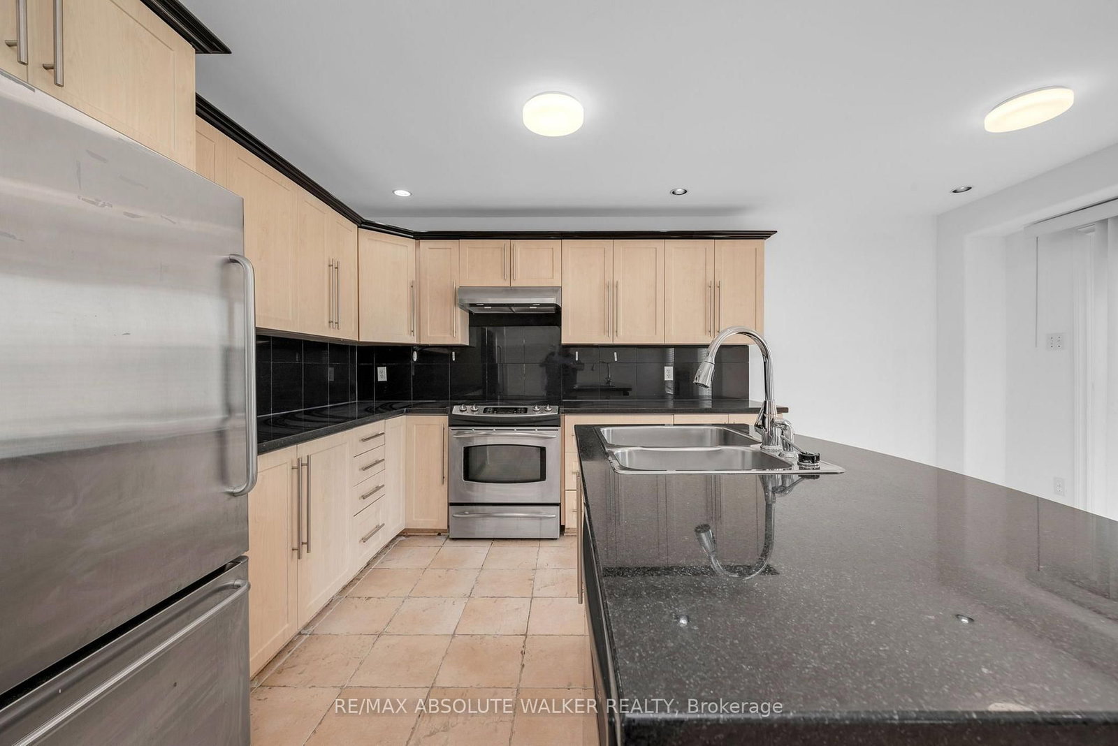 2269 Sandman Crescent • Ottawa, ON photo 19