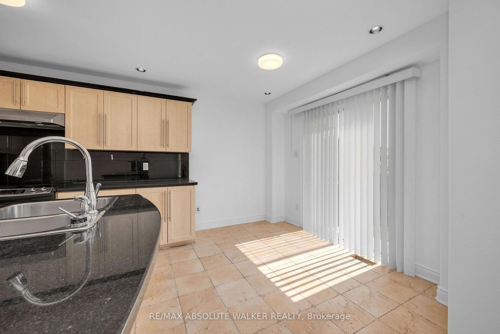 2269 Sandman Crescent • Ottawa, ON photo 20