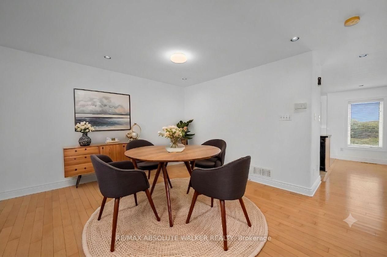 2269 Sandman Crescent • Ottawa, ON photo 4