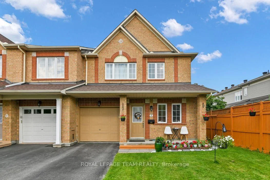 7 Karendale Street, Ottawa, ON