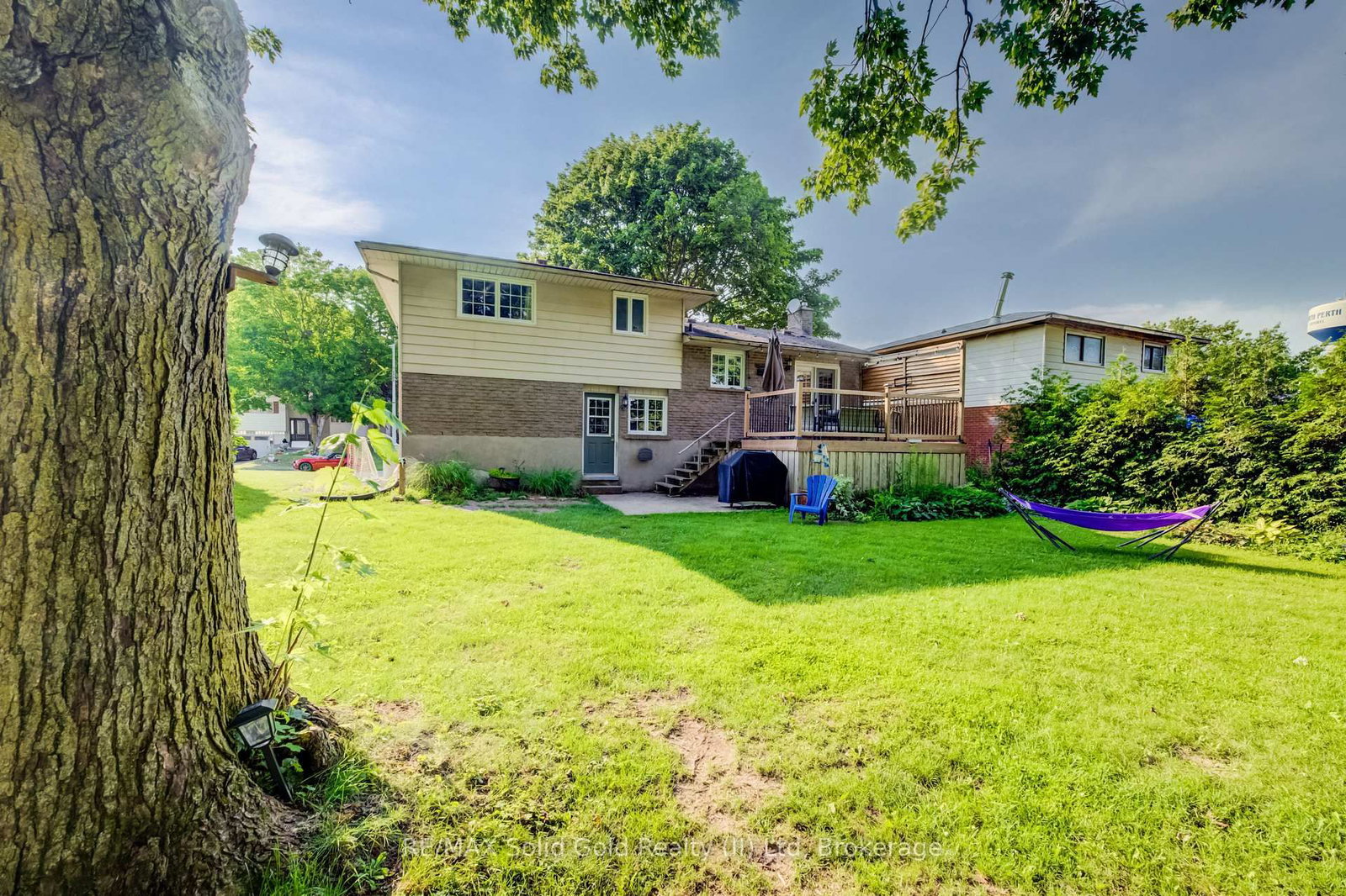 398 Boyne Avenue • North Perth, ON photo 38