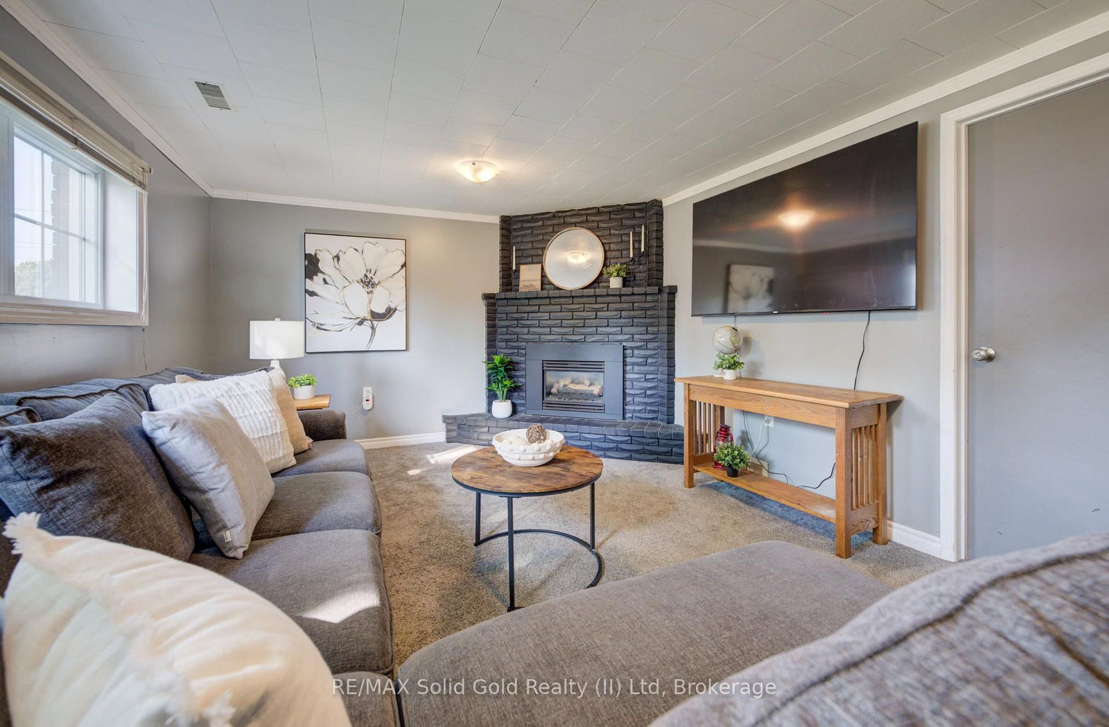 398 Boyne Avenue • North Perth, ON photo 9