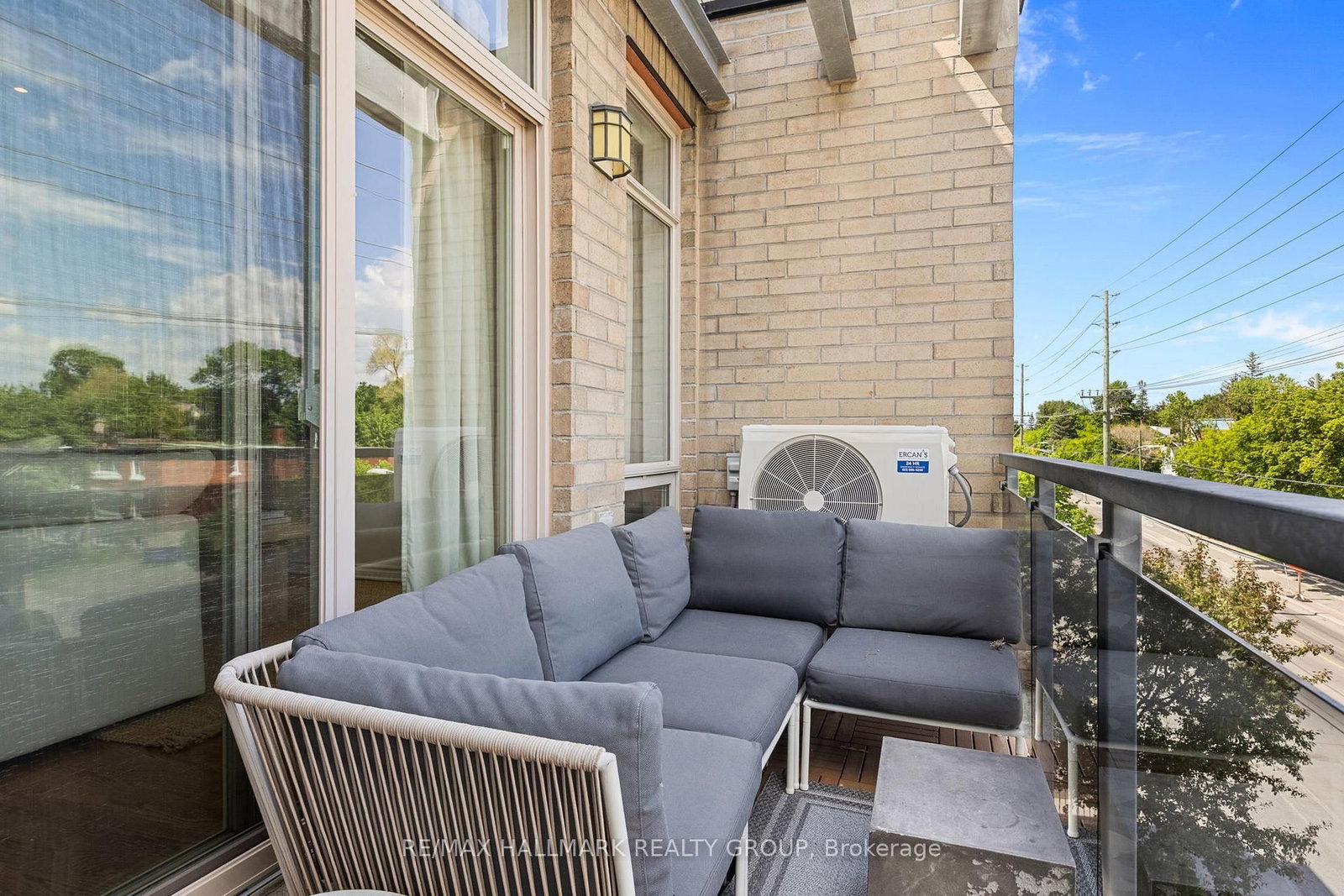 682 Churchill Avenue N, Unit 311 - Photo 39
