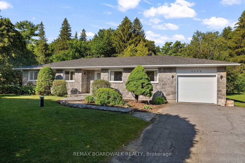 3572 Woodroffe Avenue, Barrhaven
