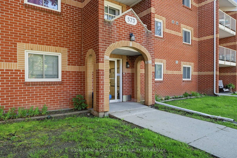 217 - 573 Armstrong Road