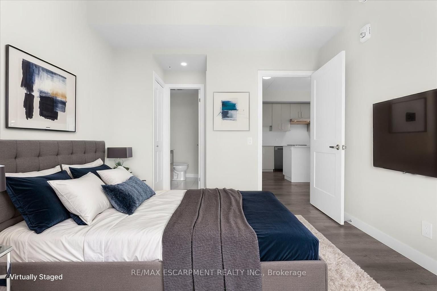 15 Queen Street S • #2309 • Hamilton, ON photo 15