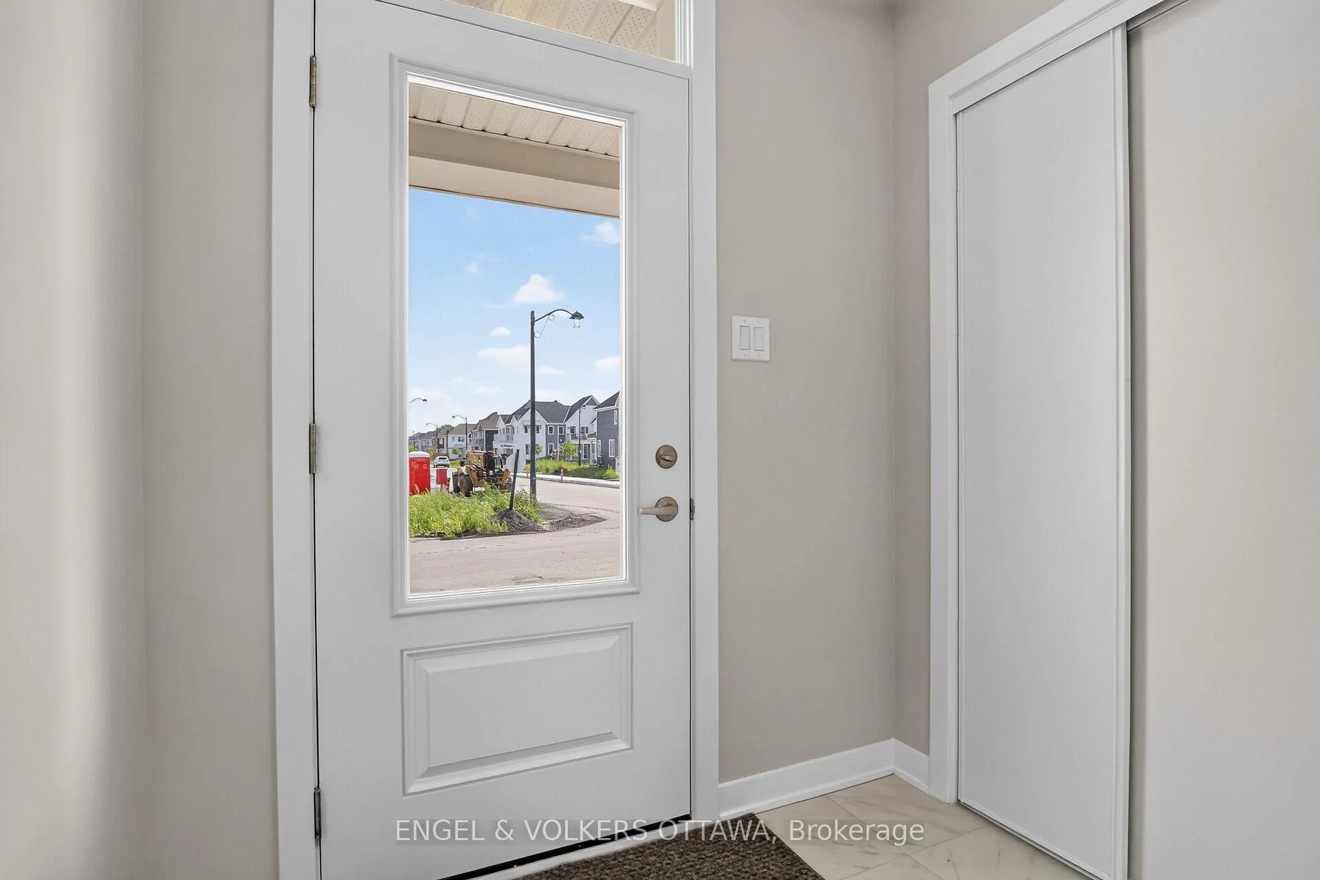728 Haflinger Row, Richmond, ON — photo 3
