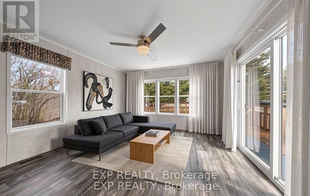 114 Harold Valley Drive • Kinburn, ON photo 19