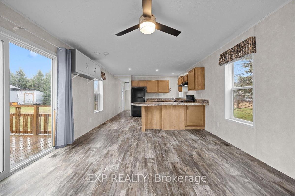 114 Harold Valley Drive • Kinburn, ON photo 21