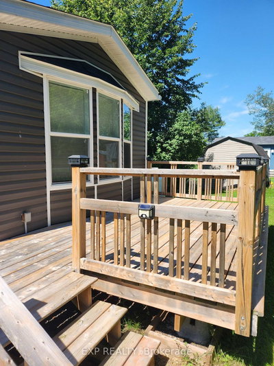 114 Harold Valley Drive • Kinburn, ON photo 5