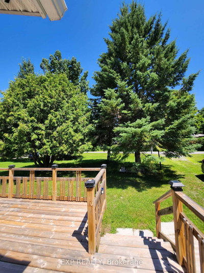 114 Harold Valley Drive • Kinburn, ON photo 6