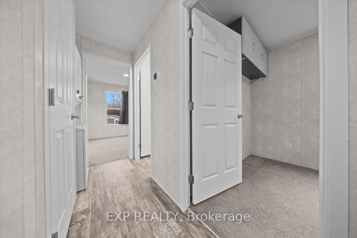 114 Harold Valley Drive • Kinburn, ON photo 8