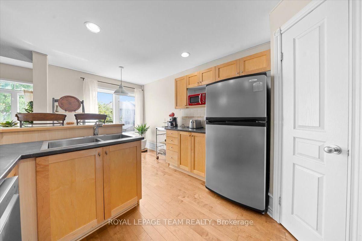 40 Saddlesmith Circle • Ottawa, ON photo 6