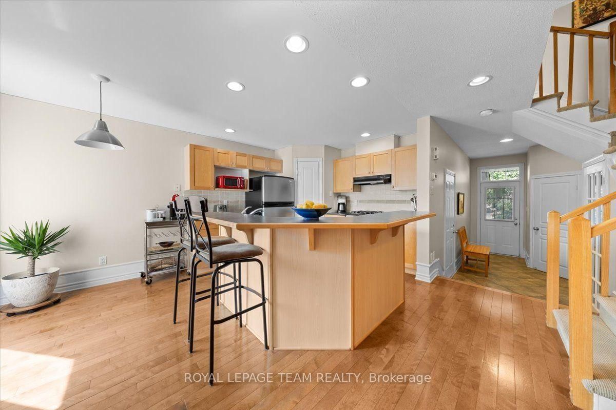 40 Saddlesmith Circle • Ottawa, ON photo 9
