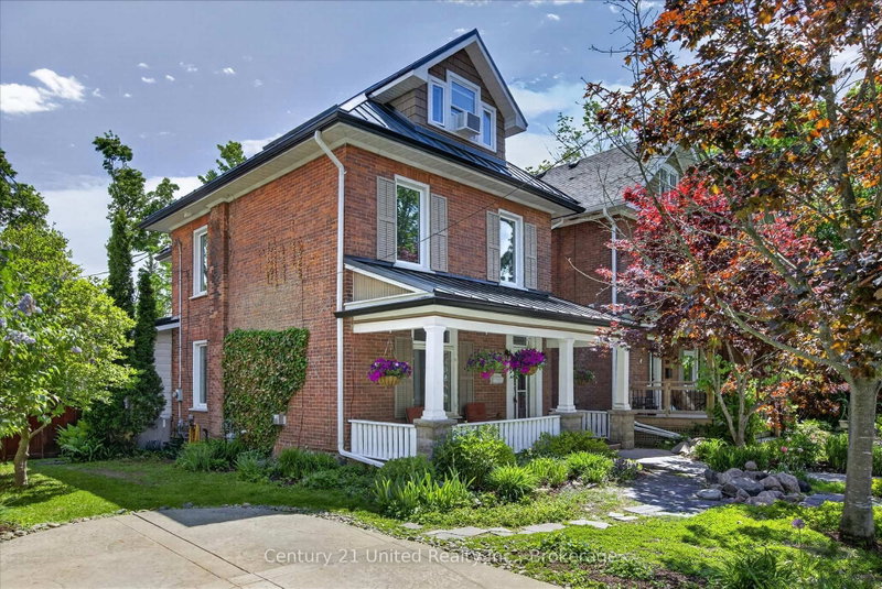 home for sale on 587 Gilmour Street