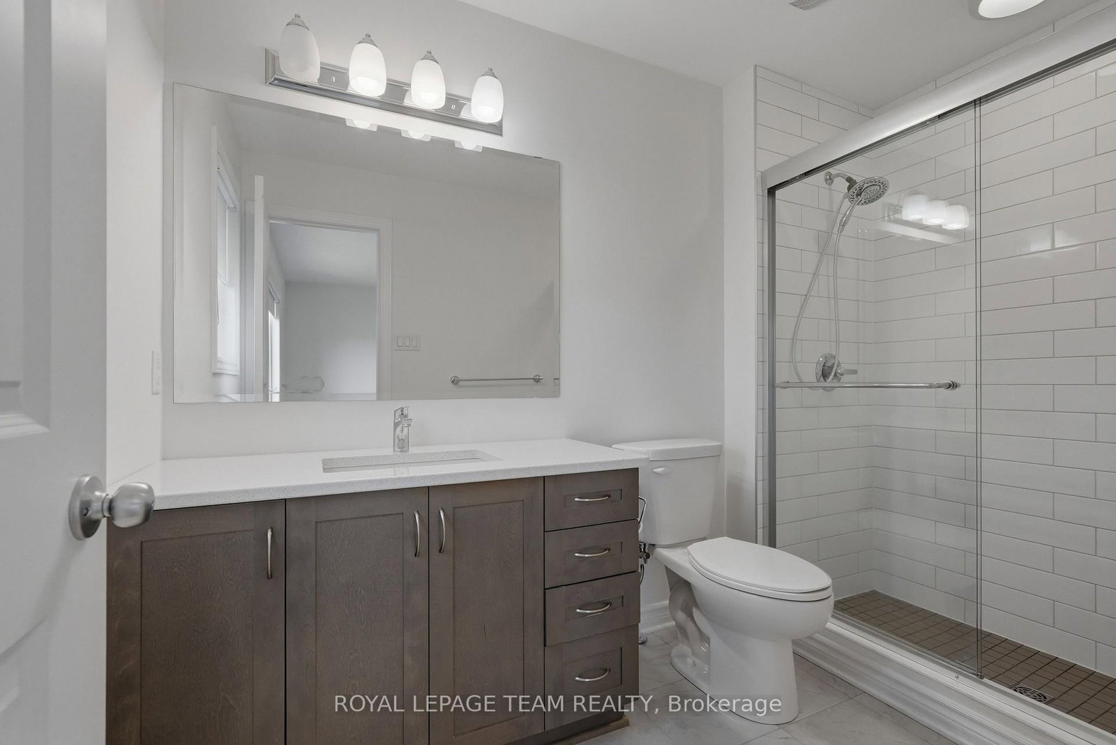 195 Kimpton Drive • Ottawa, ON photo 15