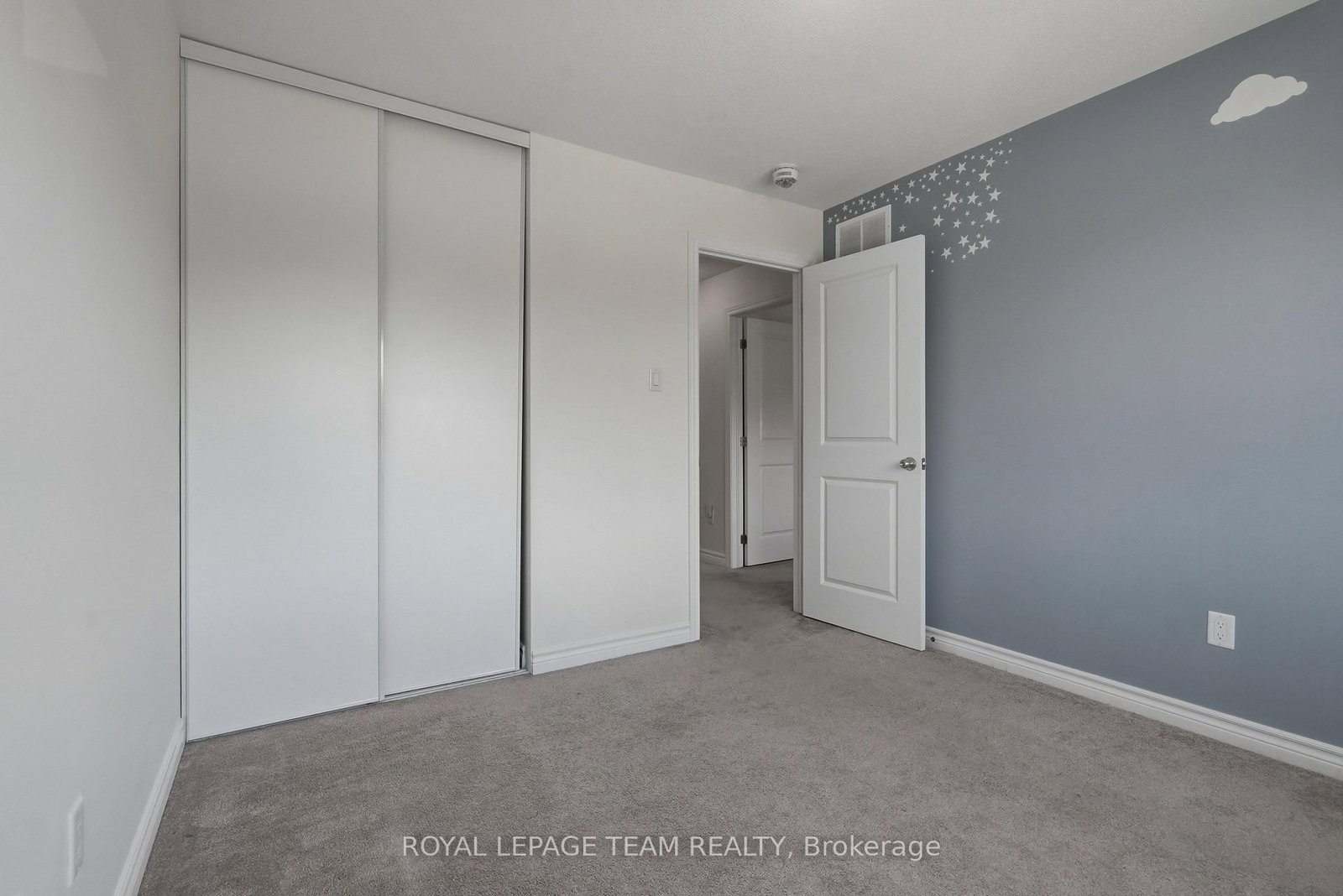 195 Kimpton Drive • Ottawa, ON photo 18