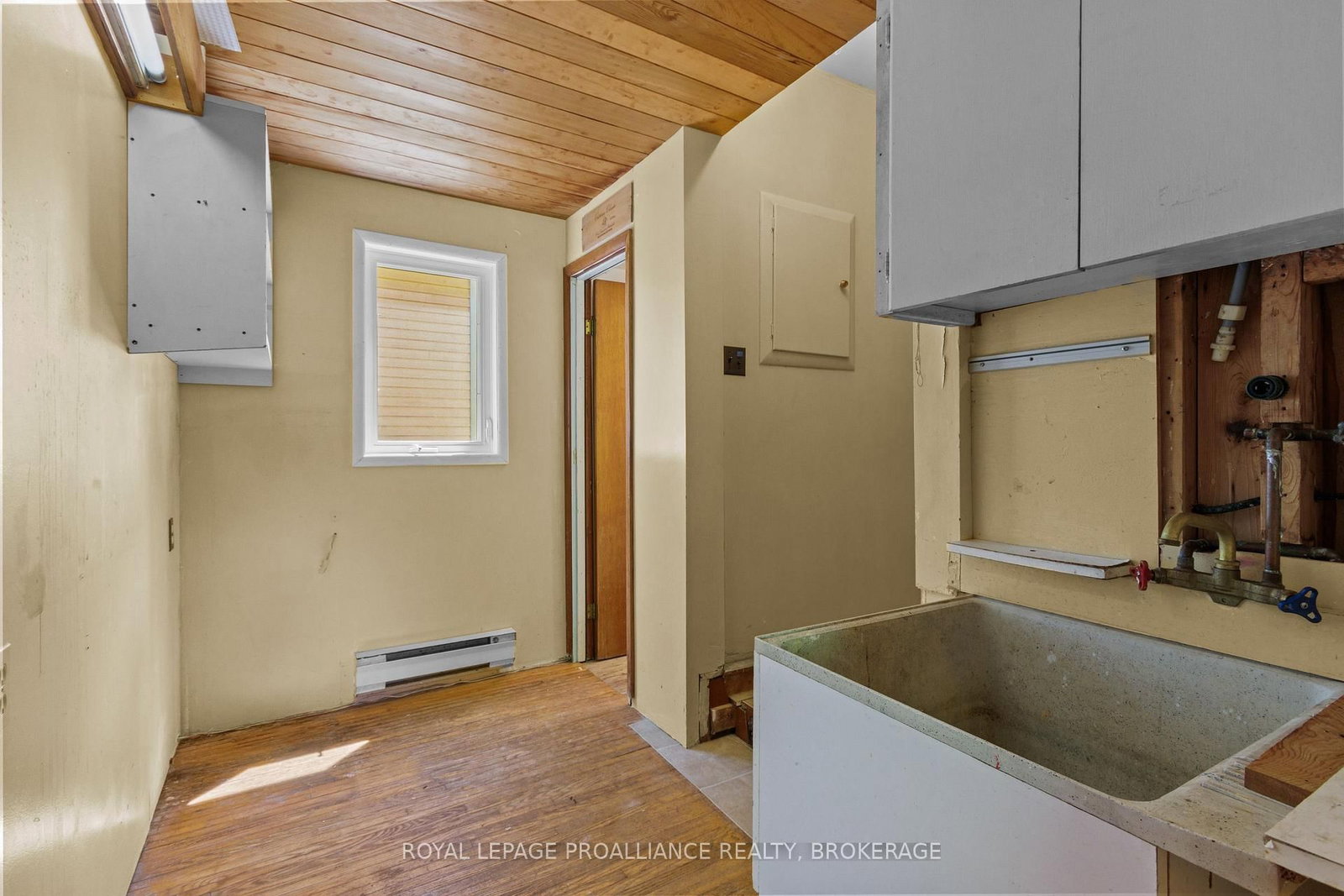 19 Lakeland Point Drive • Kingston, ON photo 39