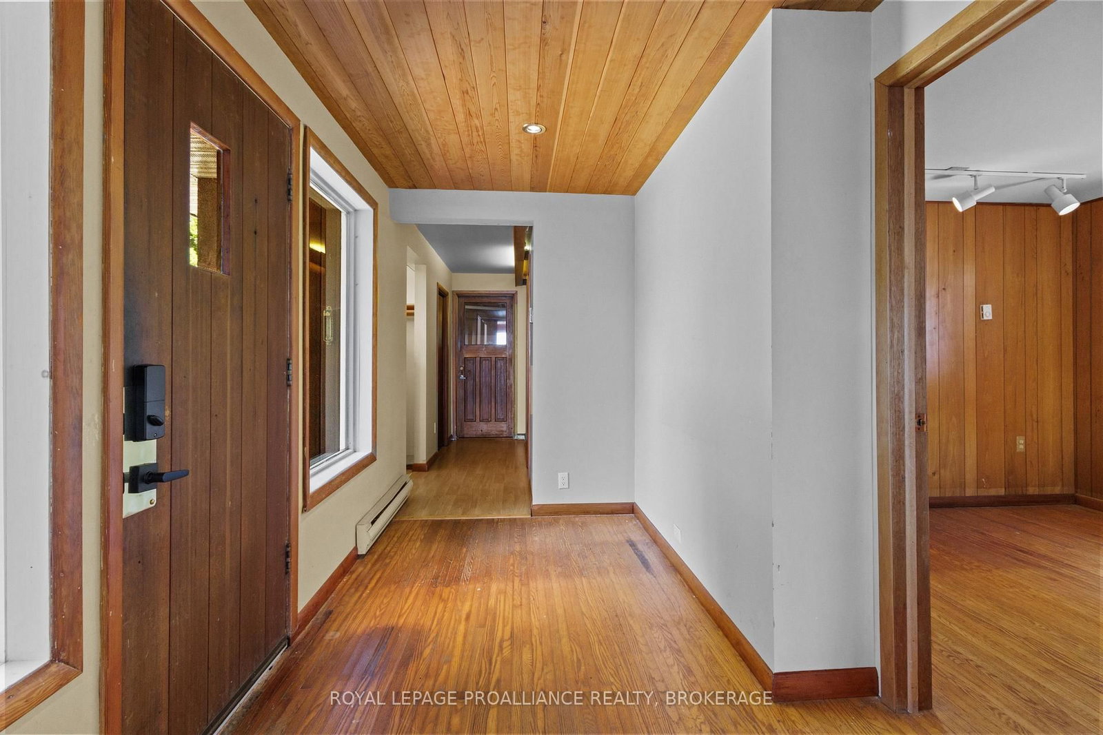 19 Lakeland Point Drive • Kingston, ON photo 40