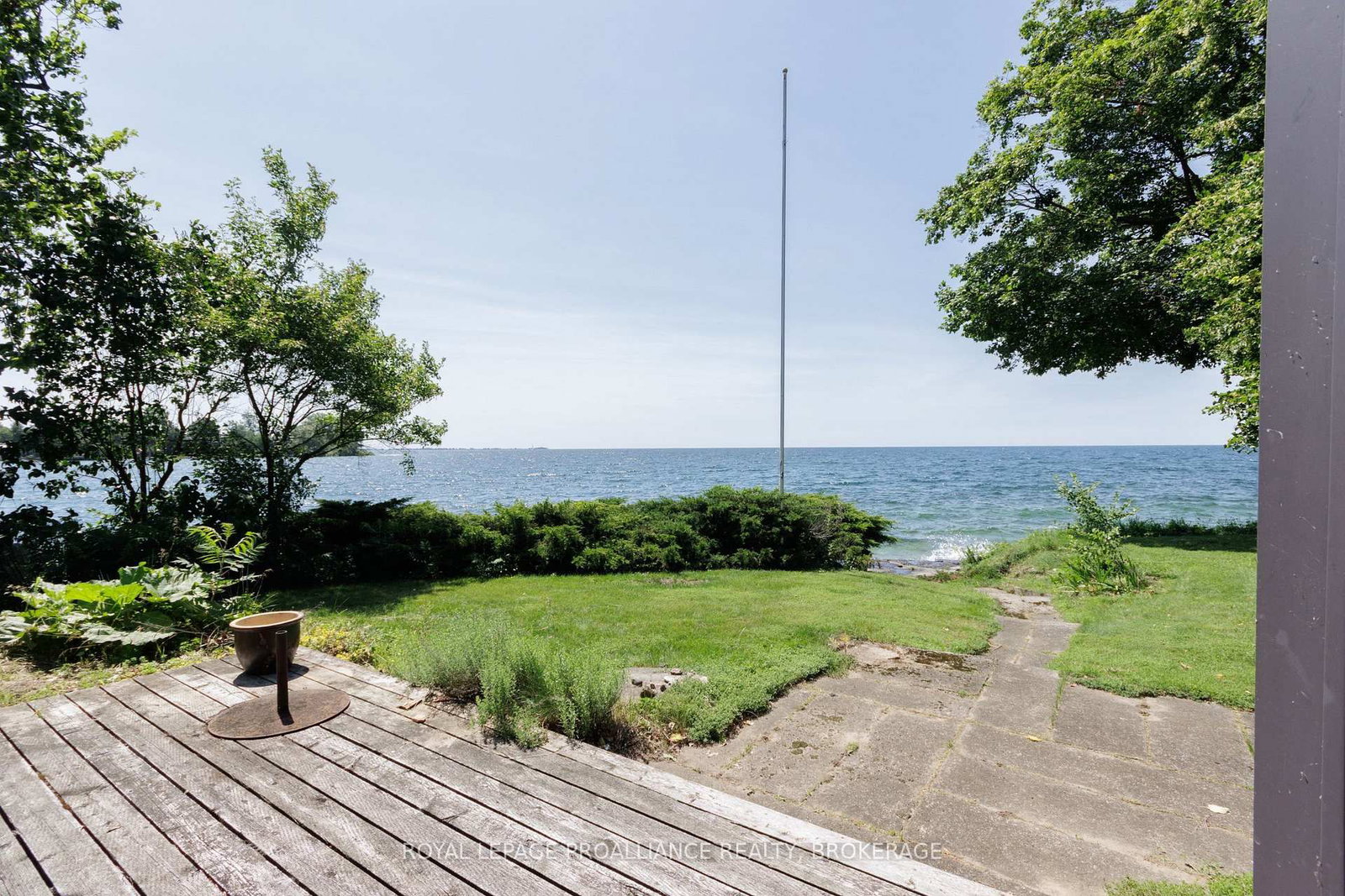 19 Lakeland Point Drive • Kingston, ON photo 8