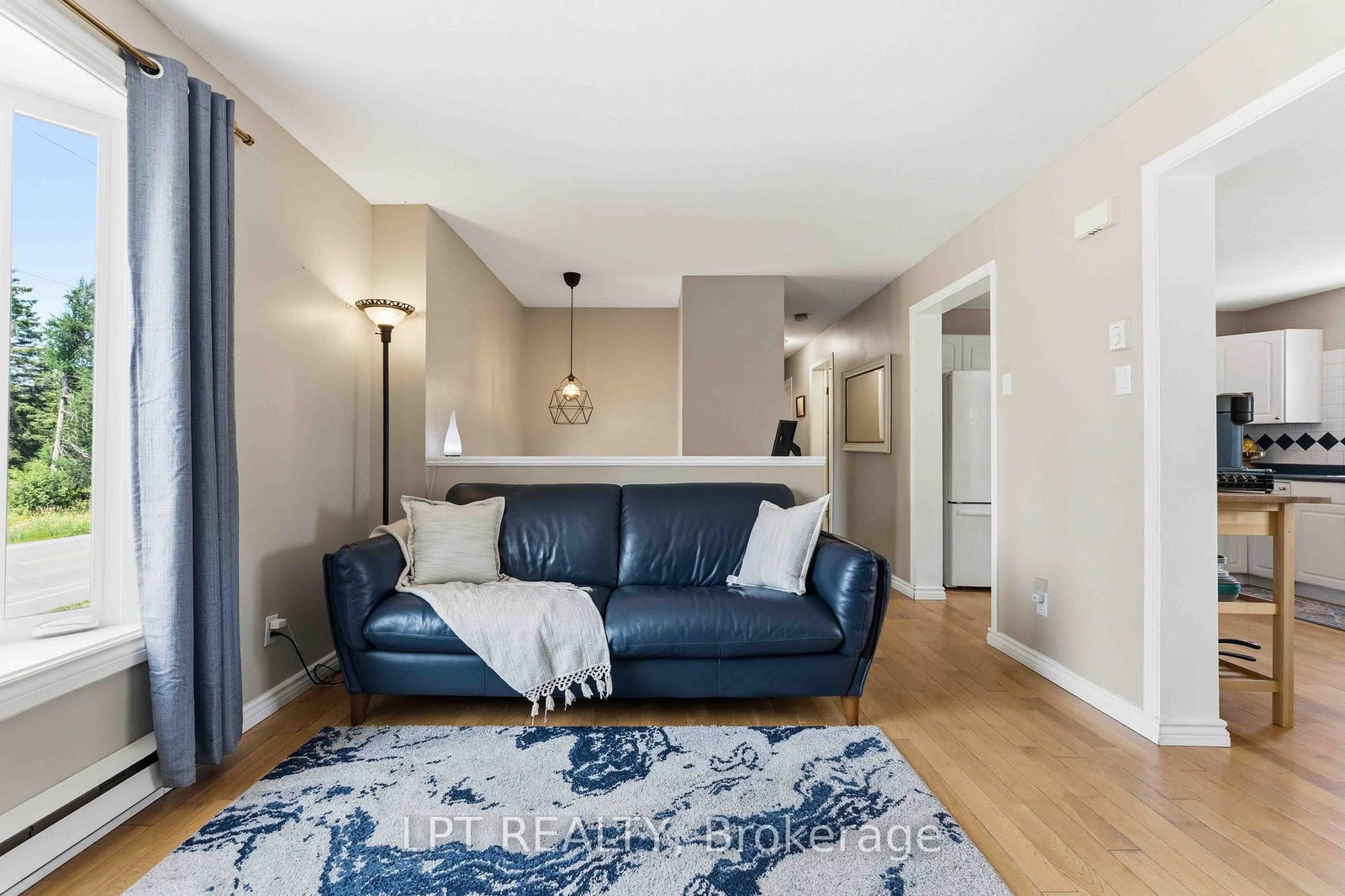 34 Fringewood Drive • Stittsville, ON photo 3