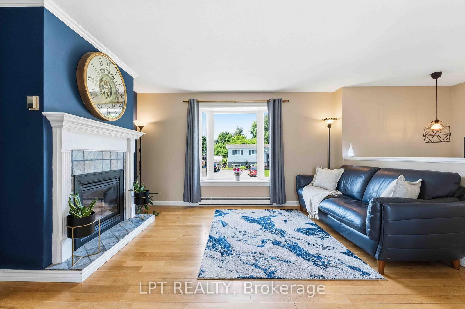 34 Fringewood Drive • Stittsville, ON photo 6