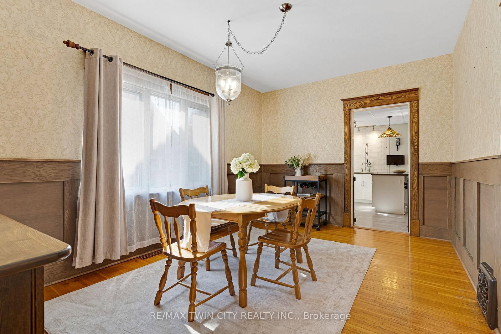 630 Lawrence Street • Cambridge, ON photo 15