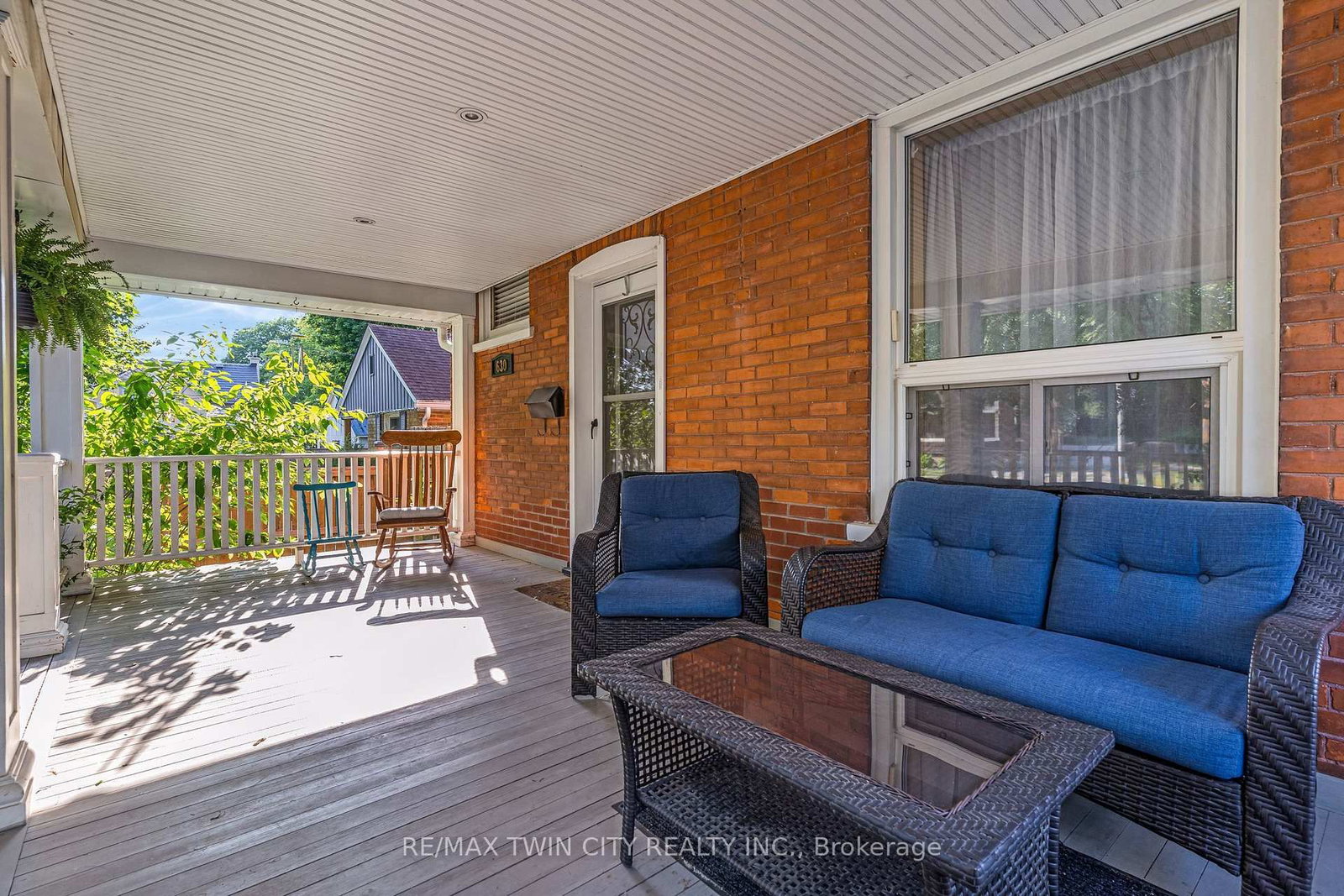 630 Lawrence Street • Cambridge, ON photo 2