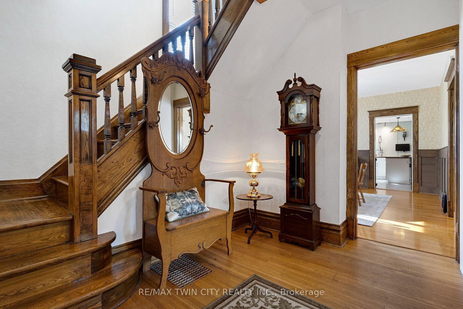 630 Lawrence Street • Cambridge, ON photo 6
