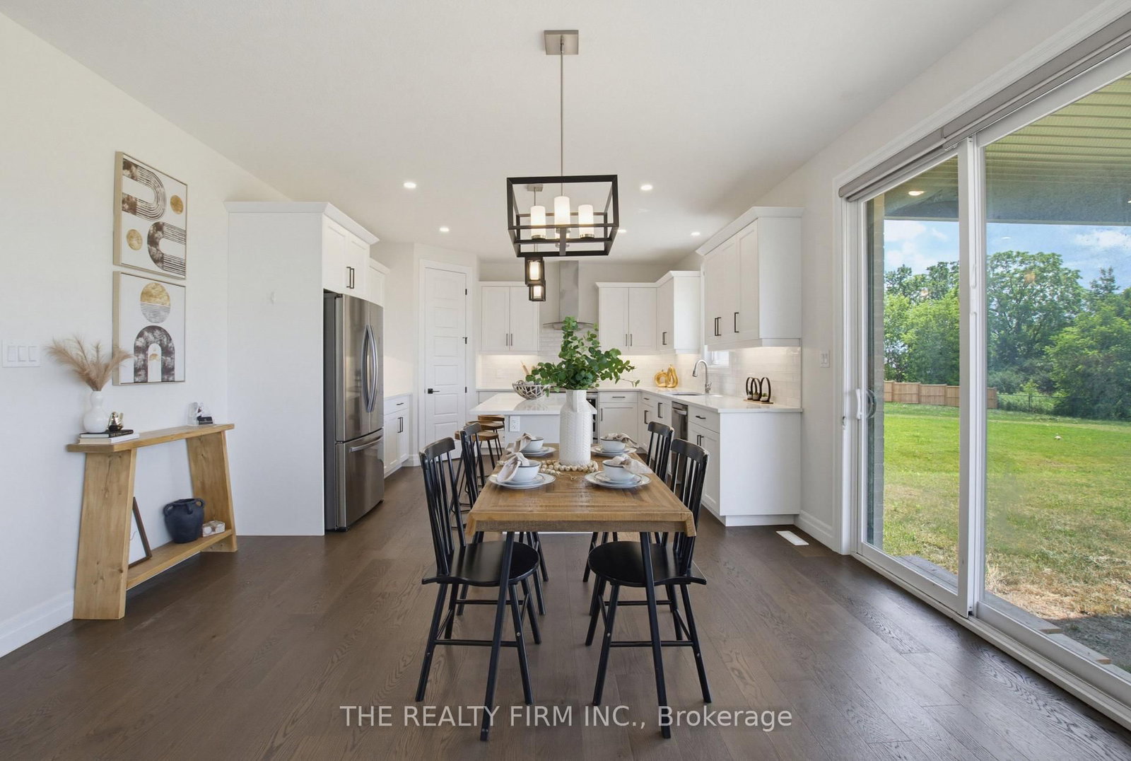 7 Aspen Circle • Thames Centre, ON photo 13