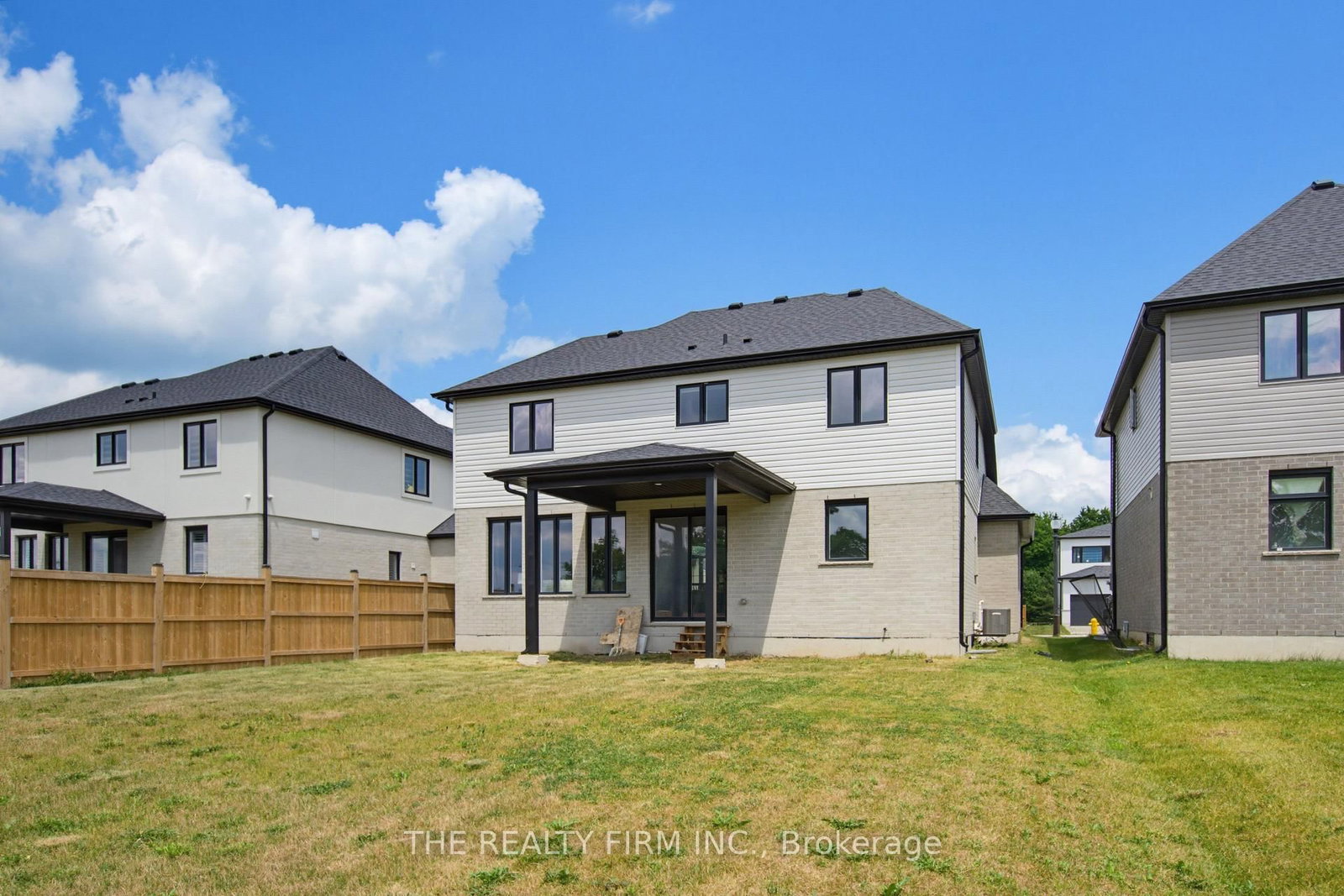 7 Aspen Circle • Thames Centre, ON photo 41