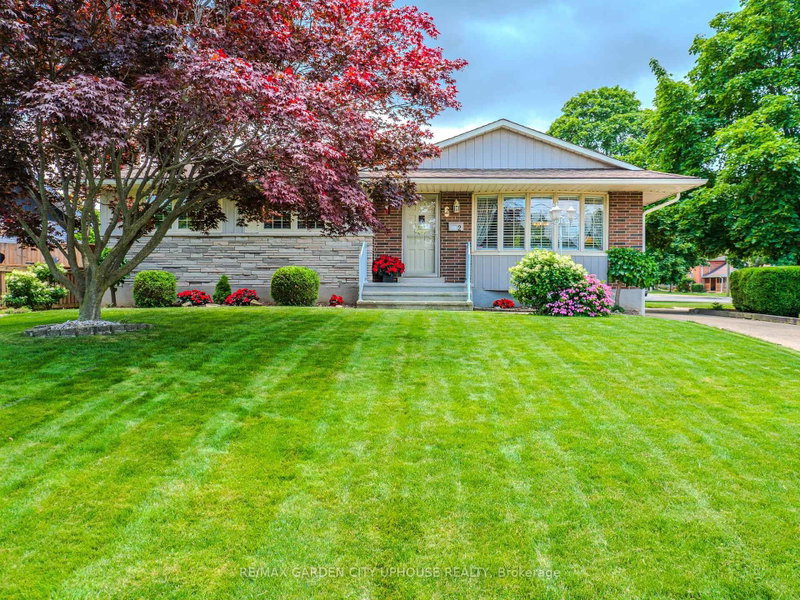 2 Croydon Dr, St. Catharines, Ontario