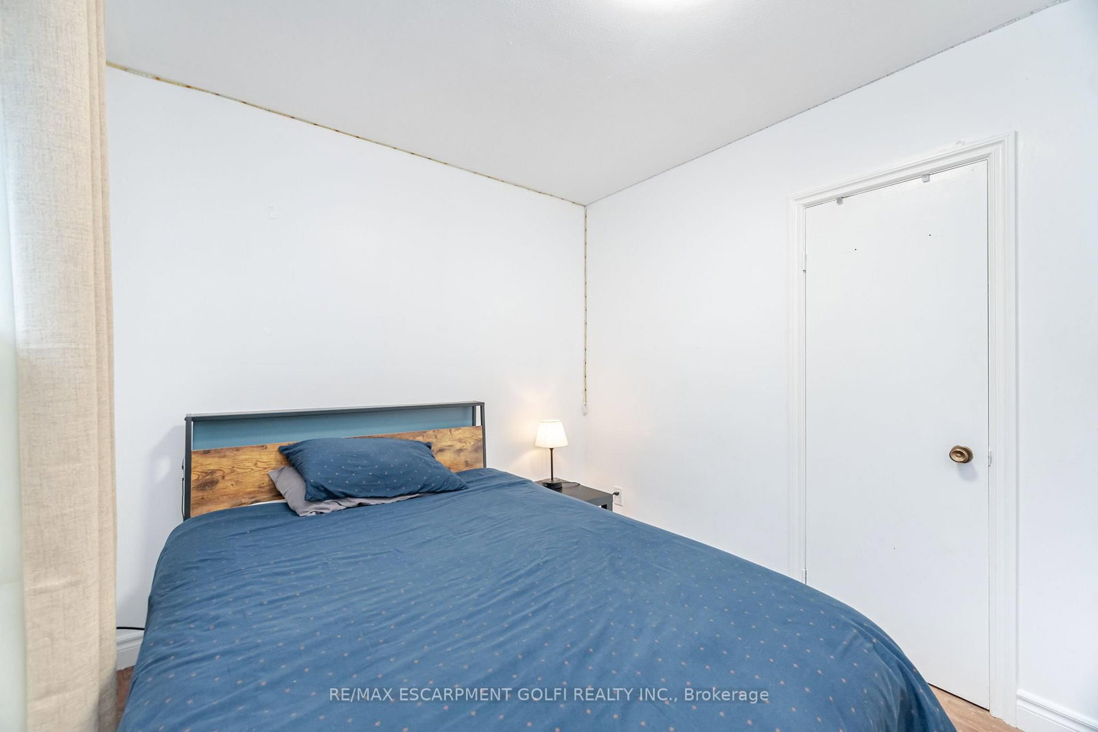 297 Mohawk Road W • Hamilton, ON photo 21