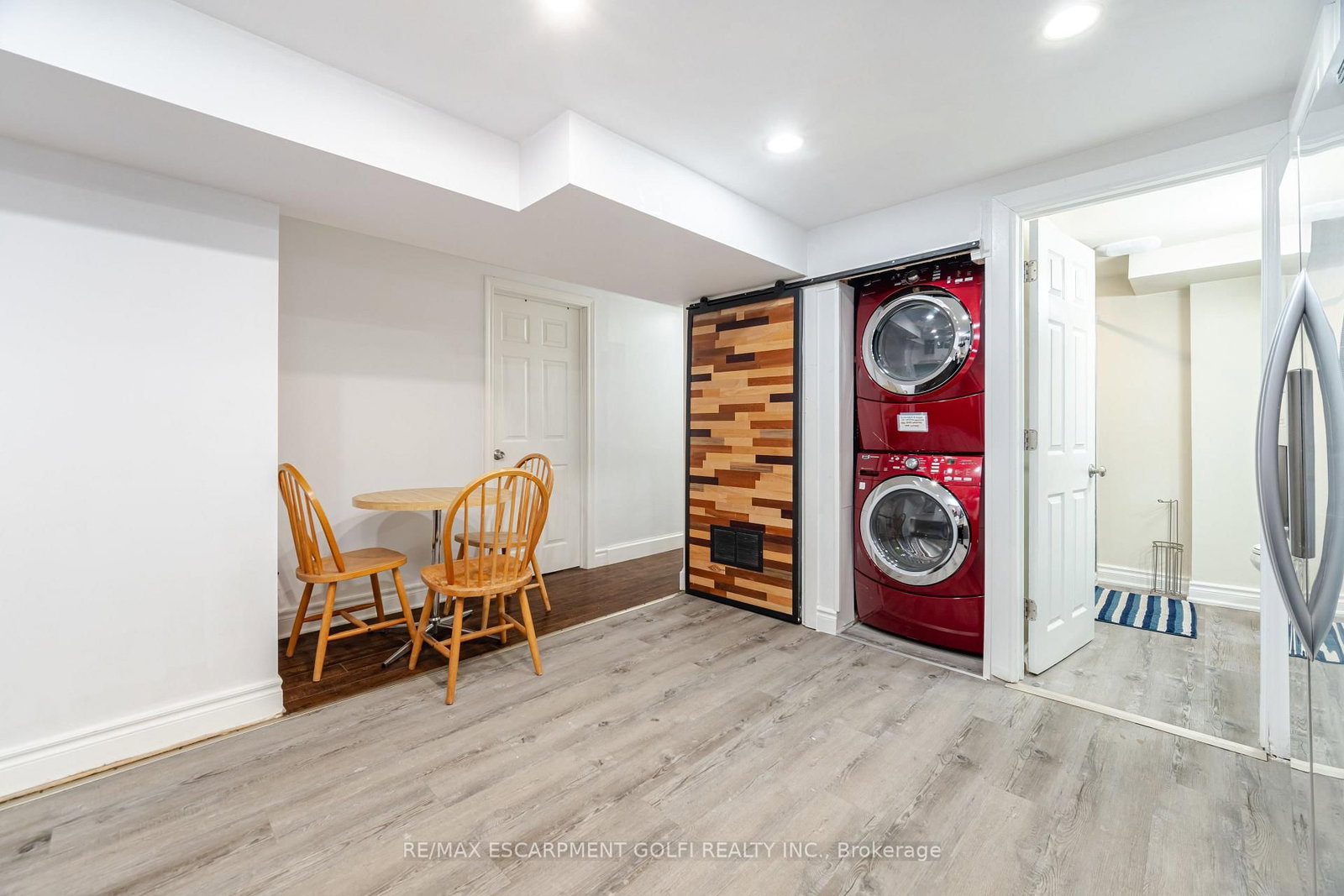 297 Mohawk Road W • Hamilton, ON photo 30