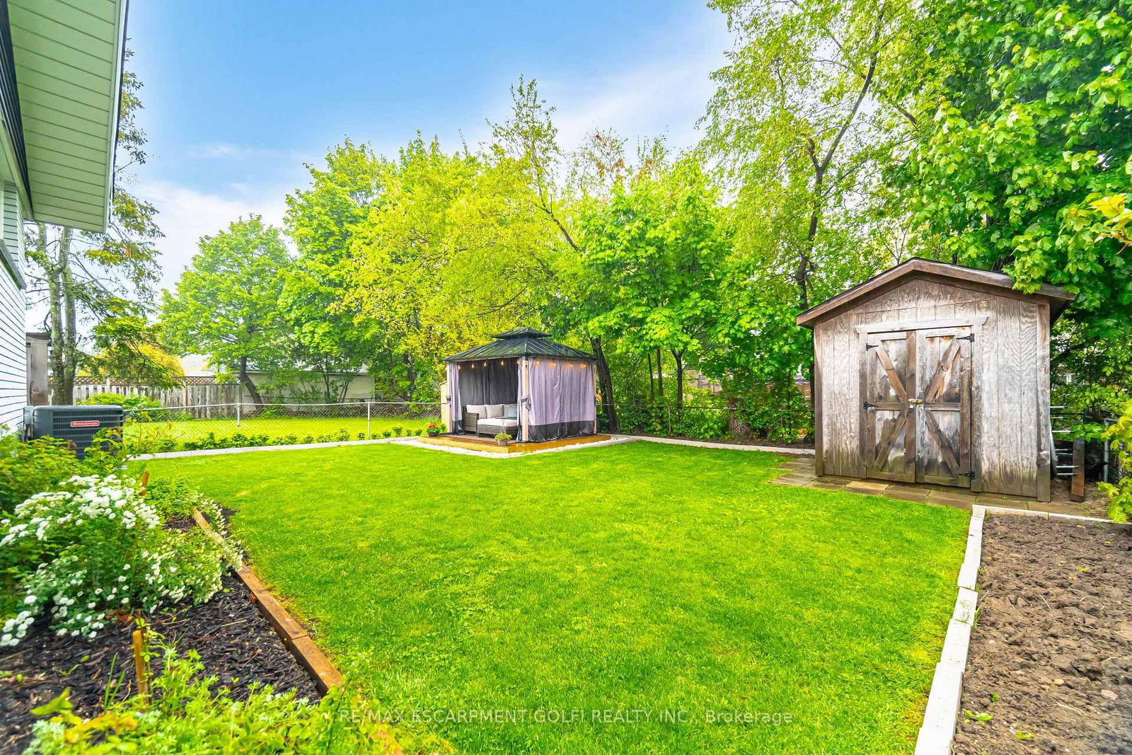 297 Mohawk Road W • Hamilton, ON photo 43