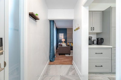 297 Mohawk Road W • Hamilton, ON photo 5