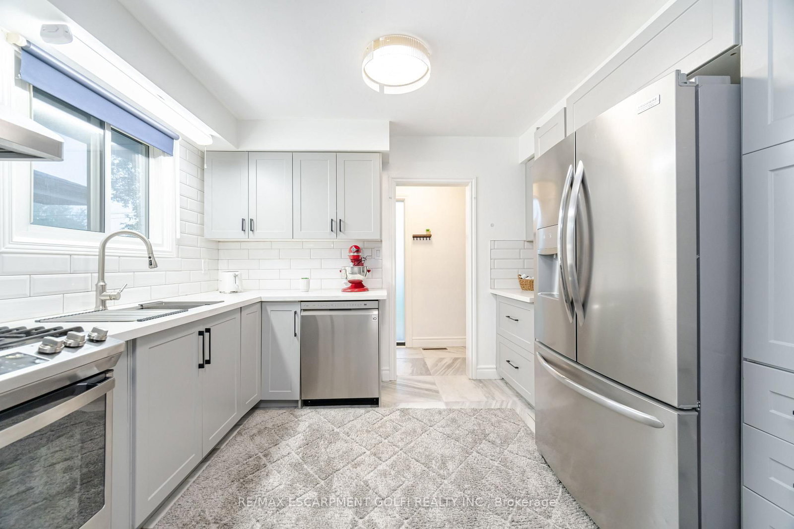 297 Mohawk Road W • Hamilton, ON photo 7