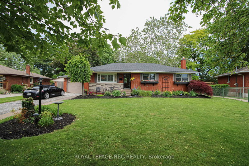 24 Juliana Crescent
