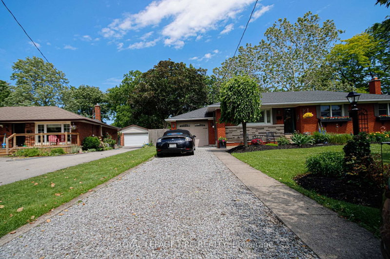 24 Juliana Crescent
