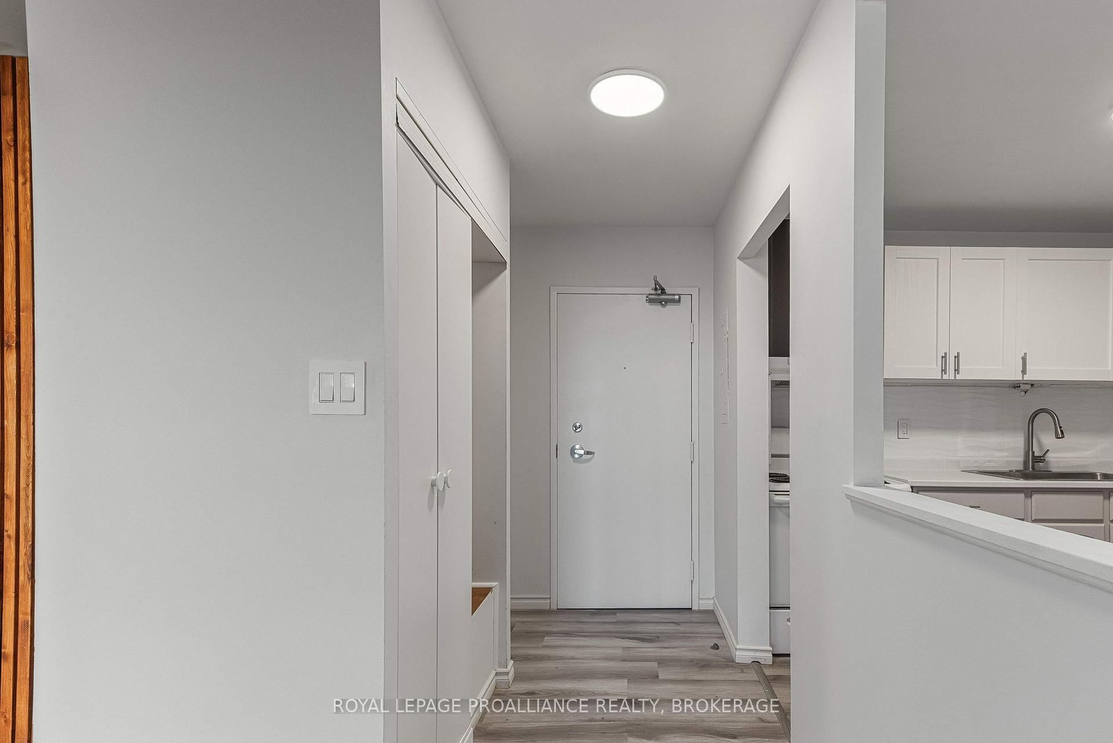 66 Greenview Drive • #909 • Kingston, ON photo 3