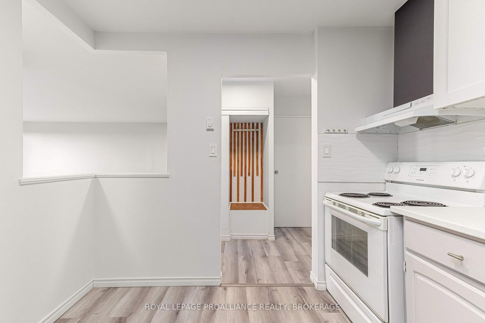 66 Greenview Drive • #909 • Kingston, ON photo 6