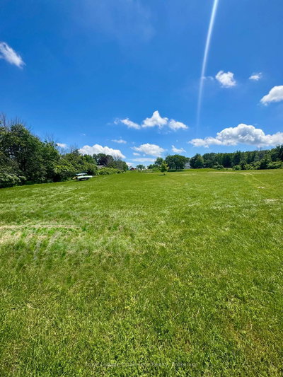 33 Prinyers Cove Crescent • Prince Edward County, ON photo 6