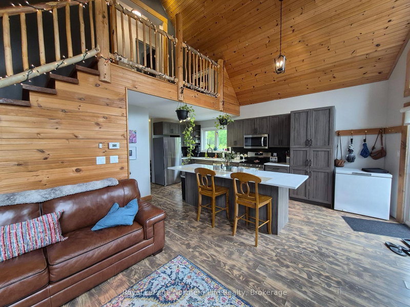 1856 Papineau Road
