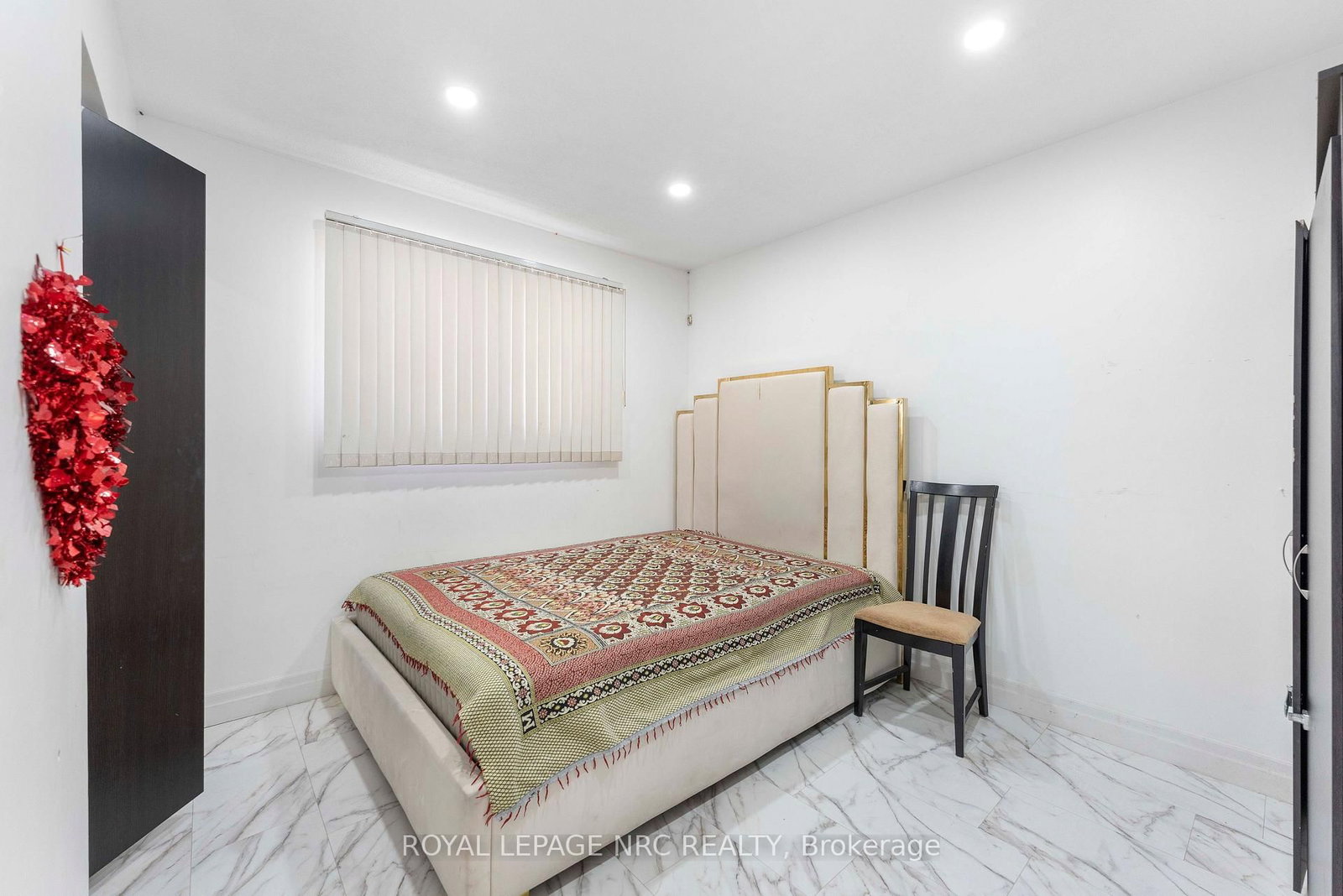 35 Eugene Street • Hamilton, ON photo 20