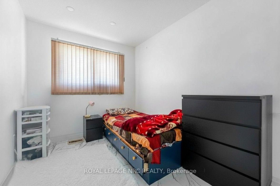 35 Eugene Street • Hamilton, ON photo 25