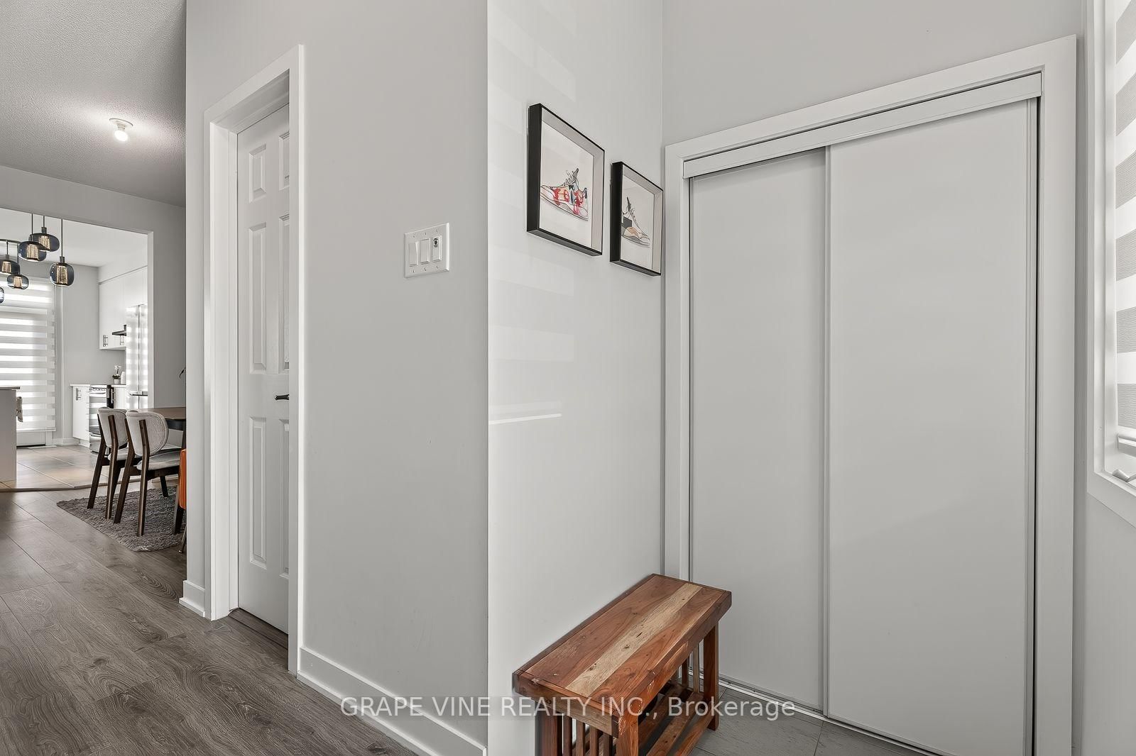 225 Billrian Crescent • Ottawa, ON photo 4