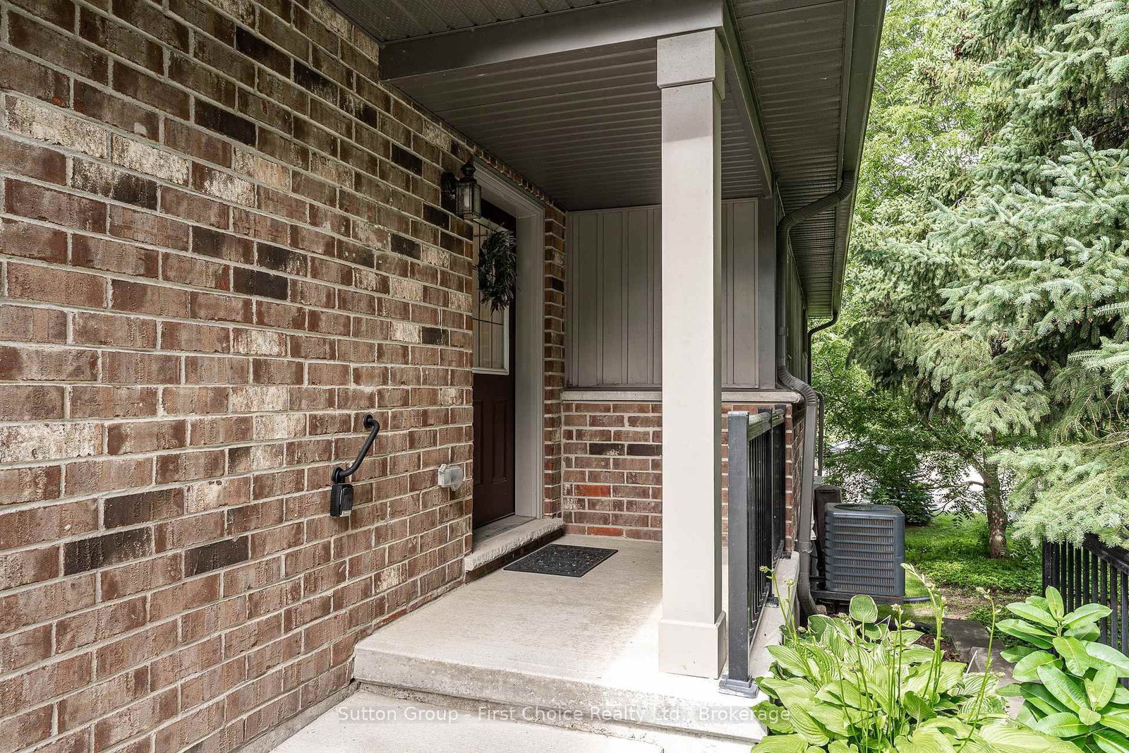 55 Harrison Street • #1 • Stratford, ON photo 4